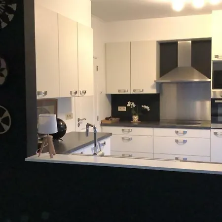 Βίλα Kipili Spirit House. Νιβέλ